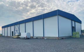 Construction of a cold storage warehouse from sandwich panels